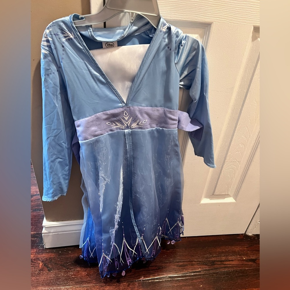 Disney Frozen Elsa Costume Size 5/6